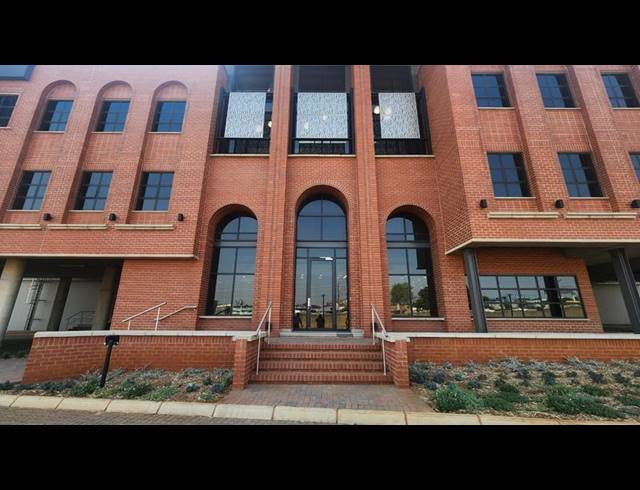 INDUSTRIAL PROPERTY TO RENT IN LOUWLARDIA